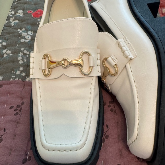 Ivory Leather Loafer with Gold Bit Accent - Women Shoes - Picture 4 of 6